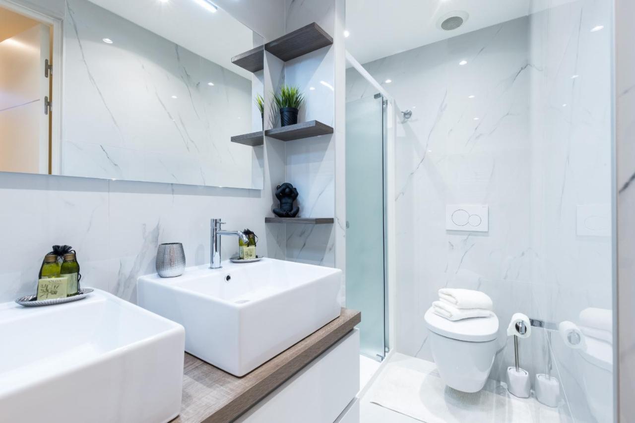 Luxury 3 Bdr Garden & Parking - Angels' Garden Apartment นีซ ภายนอก รูปภาพ